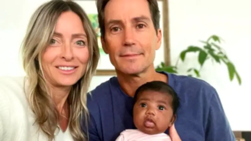 Falsche künstliche Befruchtung: Paar findet leibliche Eltern des Babys