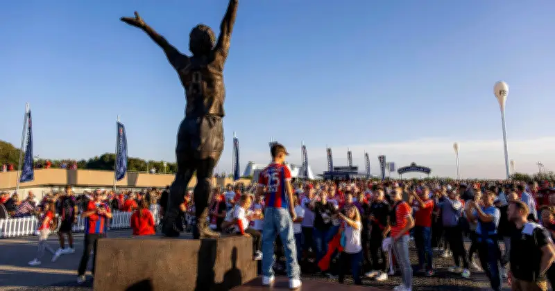 Fan-Chaos vor Südgipfel: Schlägerei zwischen Bayern- und Stuttgart-Anhängern an Allianz Arena