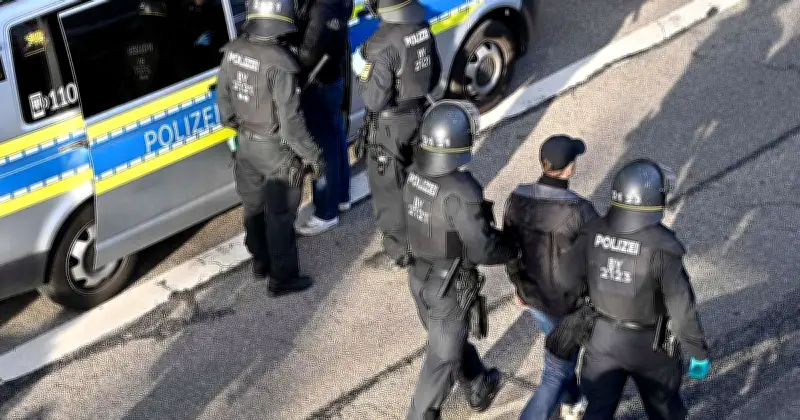 Fan-Experten widersprechen Polizei: Arena-Krawall war spontane Eskalation