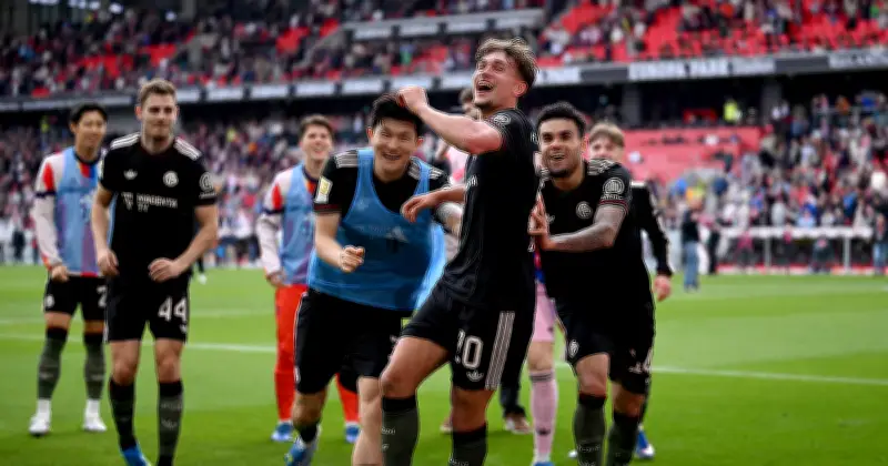 FC Bayern feiert lauten Kabinensieg nach Bischofs Doppelpack gegen Freiburg