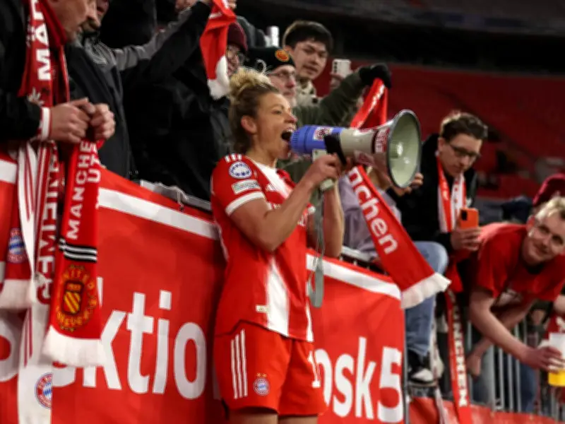FC Bayern Frauen feiern Champions-League-Erfolg: Dallmanns Wiederauferstehung ebnet Weg ins Halbfinale