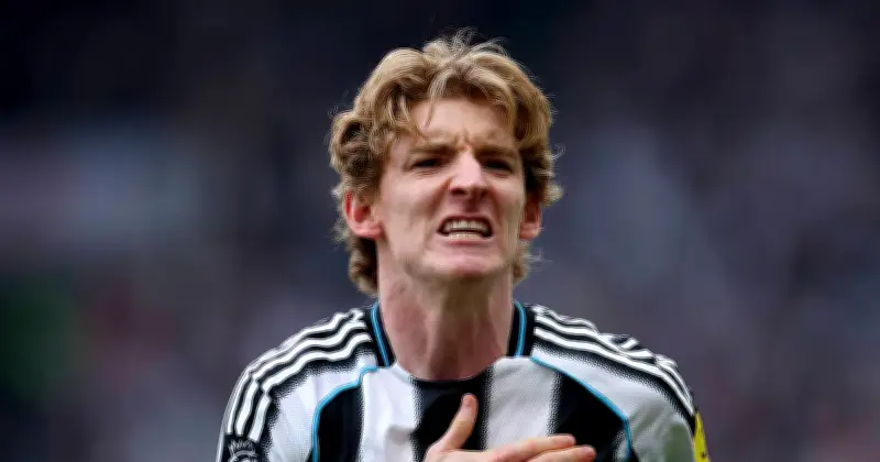 FC Bayern München: Premier-League-Stars drängen nach München - Anthony Gordon im Visier