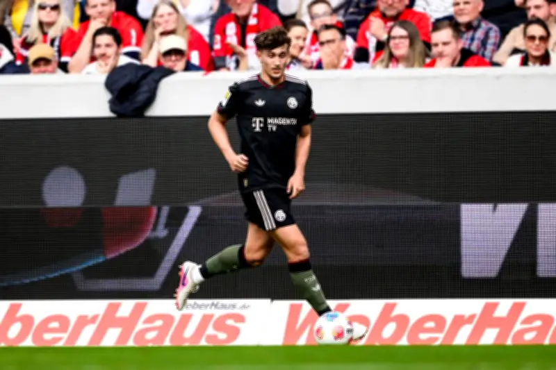 FC Bayern: Nach Karl fällt nun auch Bischof mit Muskelverletzung aus