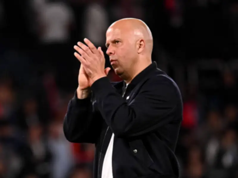 FC Liverpool: Eigentümer halten trotz Rückschlägen an Trainer Arne Slot fest