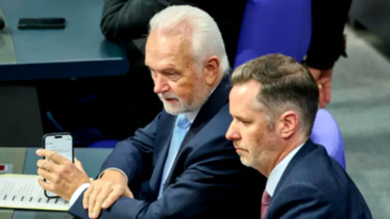 FDP-Führungswechsel: Dürr verzichtet zugunsten Kubickis für Parteieinheit