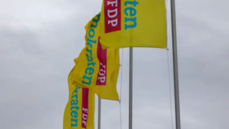 FDP mobilisiert in Greifswald: Demo gegen exorbitante Spritpreise geplant