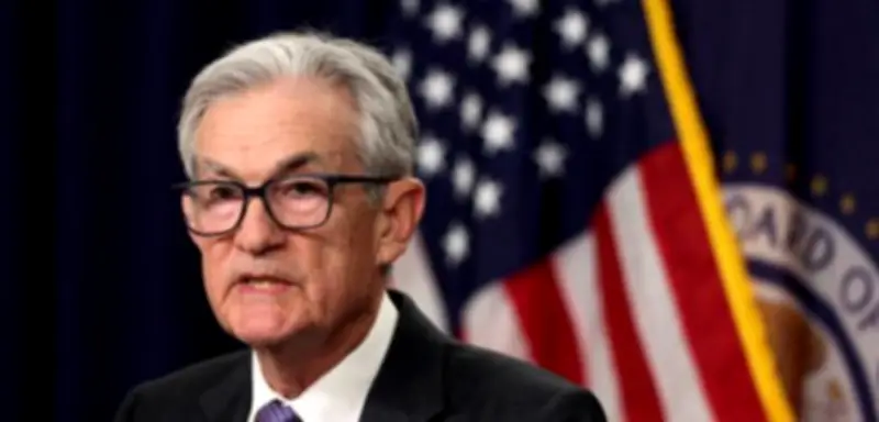 Fed-Chef Powell bricht mit Tradition: Deutliches Signal an Trump