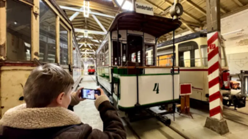 Feuchtigkeit im Depot stoppt Oldtimer-Trams: Historische Straßenbahnen in Halle vor Zwangspause