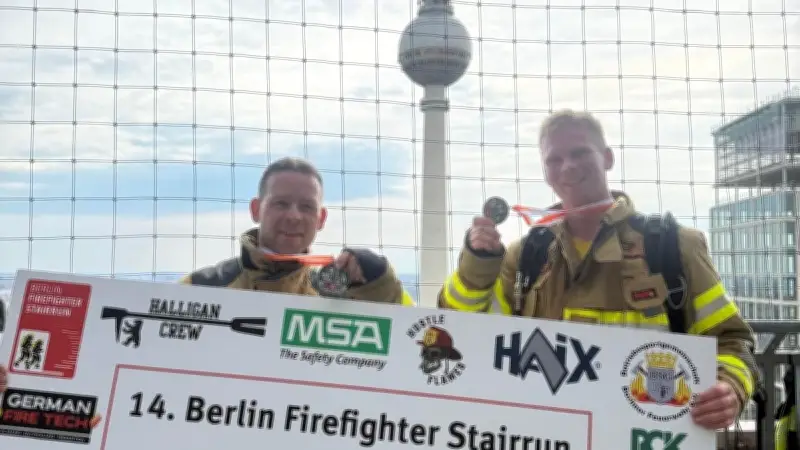 Feuerwehrteams aus MV glänzen beim Berliner Treppenmarathon