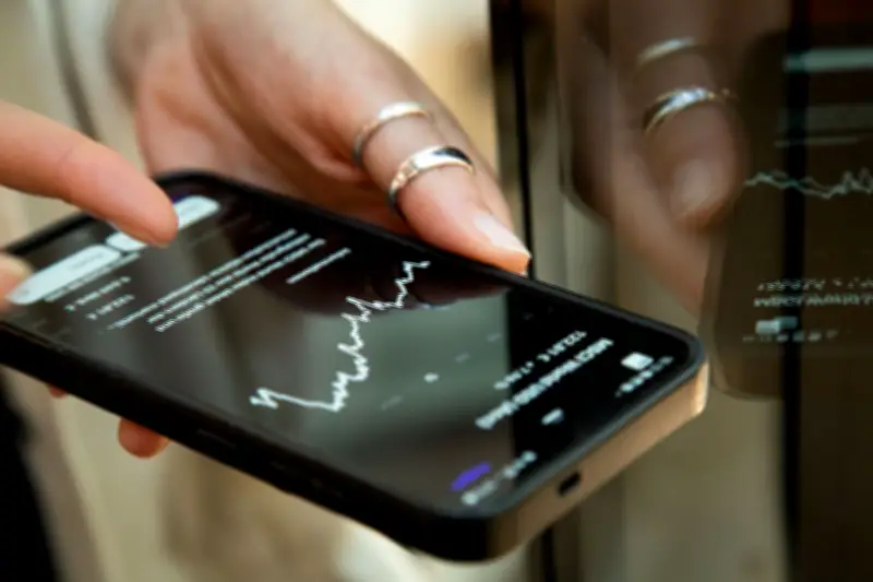 Finfluencer auf Social Media: Warum Sie bei Aktien-Tipps skeptisch bleiben sollten