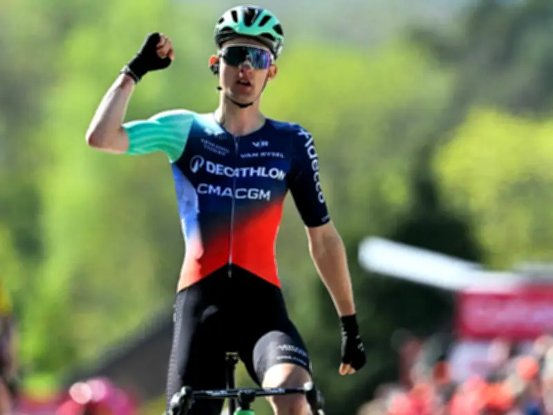 Flèche Wallonne: Jungstar Paul Seixas triumphiert in Belgien