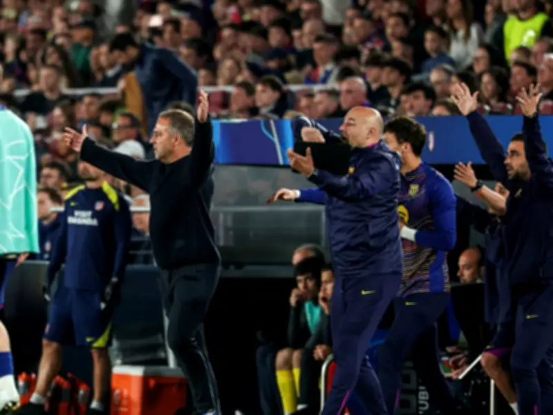 Flick kritisiert Schiedsrichter nach CL-Niederlage: Barcelona braucht Rückspiel-Wunder