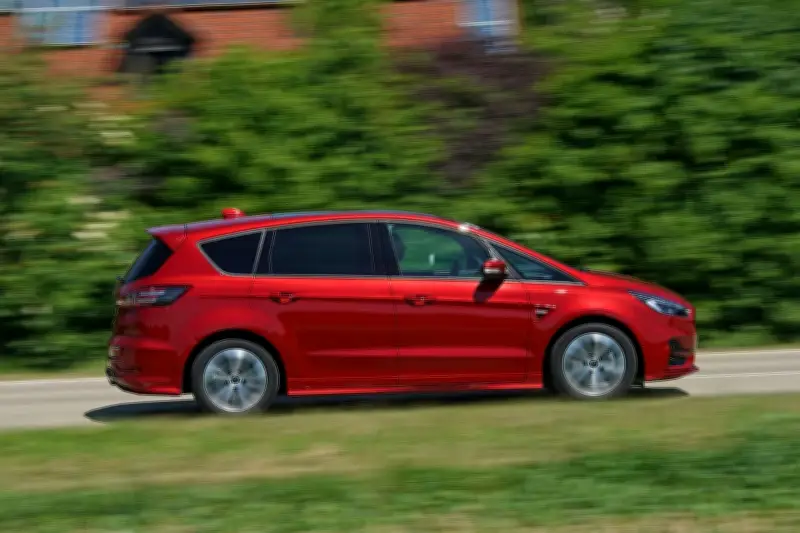 Ford S-Max II im TÜV-Check: Sportlicher Van mit Ölverlust-Problemen