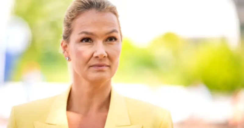 Franziska van Almsick spricht offen über das Älterwerden: 'Ich finde meinen Platz nicht mehr'