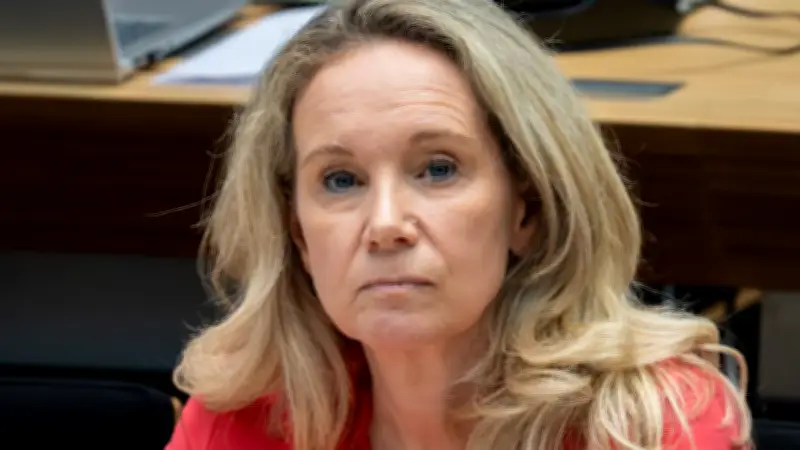 Fördergeld-Affäre: Berlins Kultursenatorin bittet um Entlassung