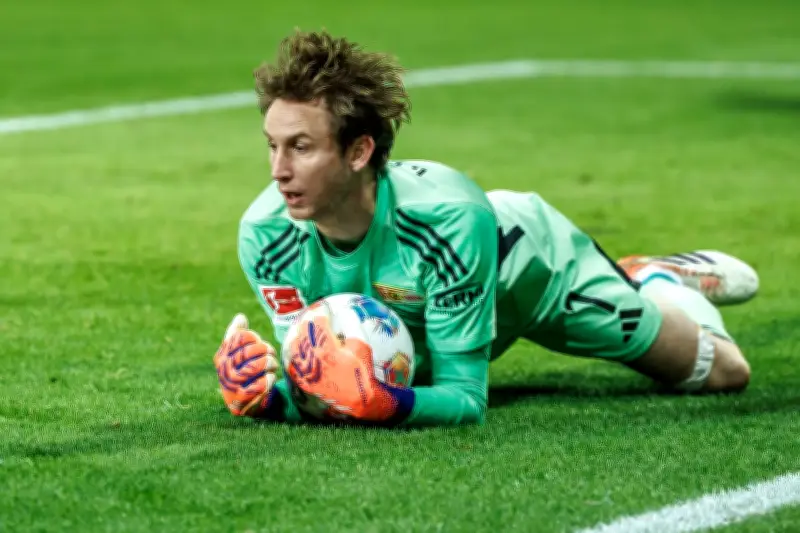 Frederik Rönnow: Union-Torhüter plant Zukunft in Berlin trotz Nationalteam-Unsicherheit