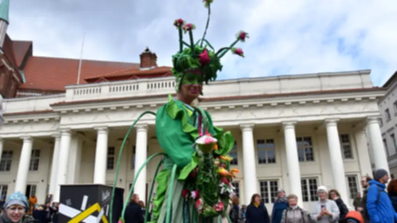 Frühlingserwachen in Schwerin: Innenstadt wird zur Open-Air-Bühne für kulturellen Saisonstart