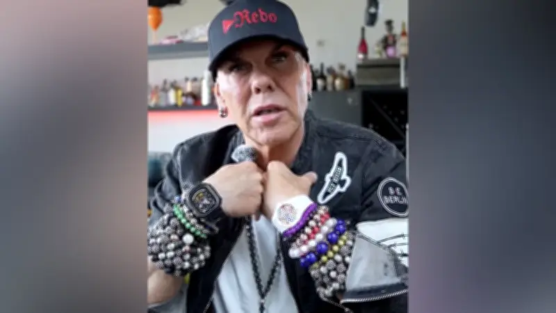 Gastro-Gigant René Dost wehrt sich gegen Fake News: Keine Fischstäbchen aus Wal Timmy