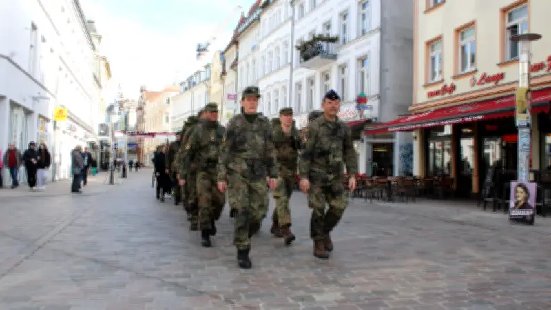 Gedenkmarsch „16K3“ in Schwerin: Bundeswehr erinnert an gefallene Soldaten