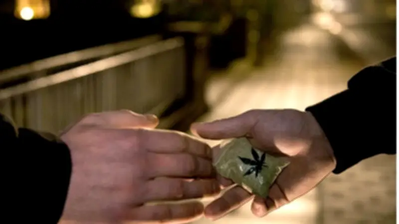 Gericht erspart geständigen Drogenhändlern aus Müritzregion Haftstrafen