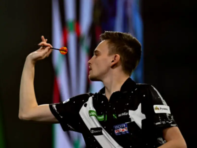 German Darts Grand Prix: Deutsche Hoffnungen im Münchner Zenith kämpfen um Achtelfinale