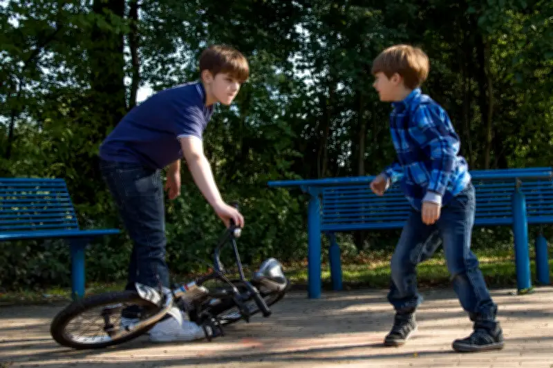 Geschwisterrivalität: Wie Eltern Konkurrenz und Streit konstruktiv begleiten können