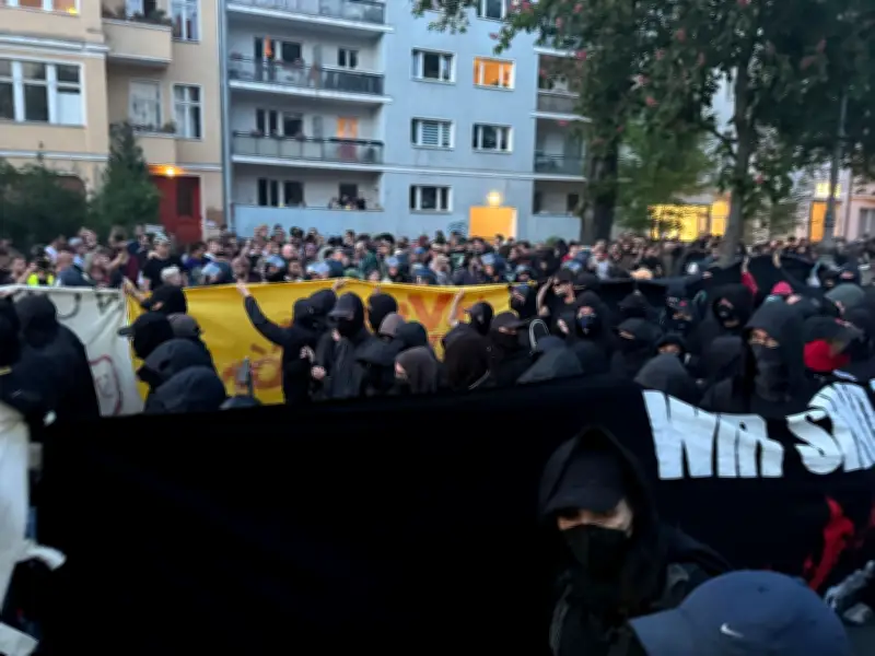 Gewerkschaft: 5000 Polizisten am 1. Mai in Berlin im Einsatz