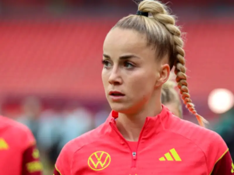 Giulia Gwinn: Schulterverletzung nervt - Hoffnung auf Saisonendspurt bei Bayern München