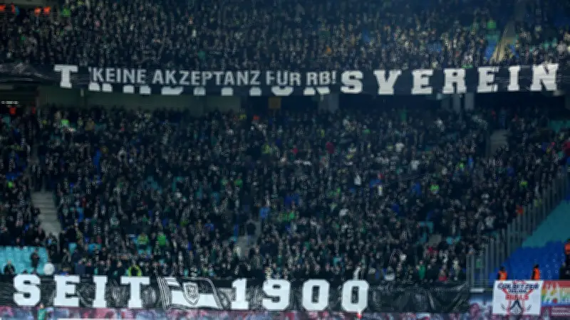 Gladbach-Fans verhängen selbst Bratwurst-Verbot bei Bundesliga-Gastspiel in Leipzig