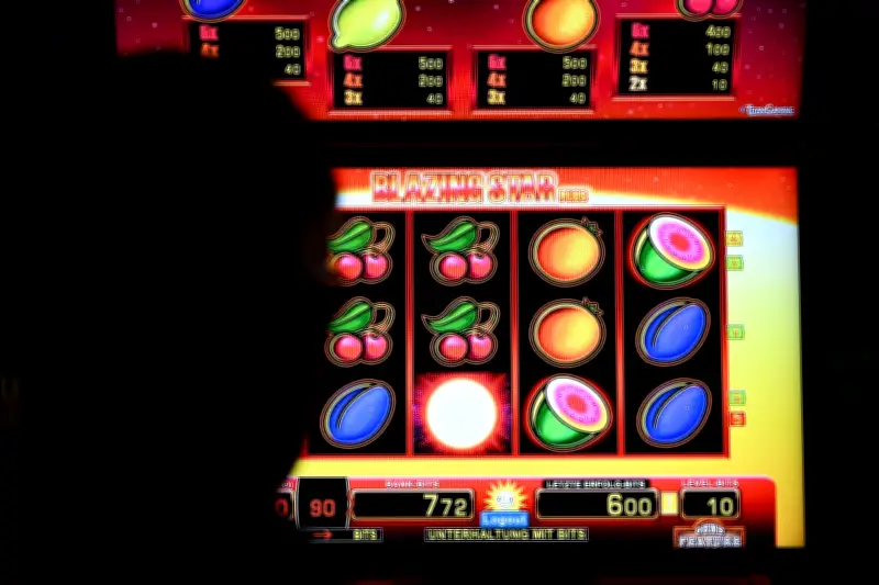 Glücksspiel-Schwarzmarkt boomt: Politik und Unternehmen in Alarmbereitschaft