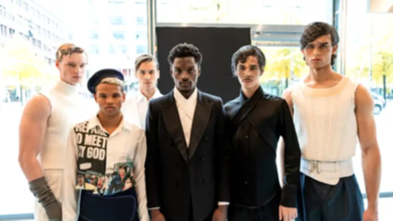 GNTM 2026: Diese männlichen Models sind noch im Rennen