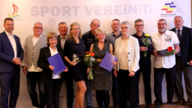 Goldene Ehrennadel für Sport-Ehrenamtler: Kreissportbund Vorpommern-Greifswald würdigt Lebenswerk