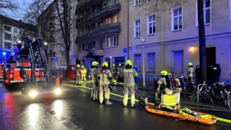 Großeinsatz in Berlin-Neukölln: 17 Verletzte bei Wohnungsbrand am Ostersamstag