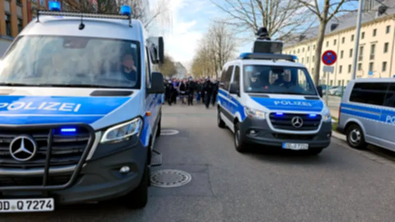 Großeinsatz in Chemnitz: Polizei startet Liveticker vor riskantem Pokal-Halbfinale