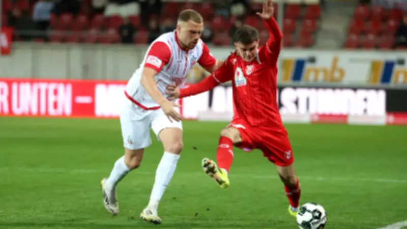 Hallesche FC verliert Heimserie: Altglienicke triumphiert mit 3:2 - Hartmann-Verlängerung im Fokus