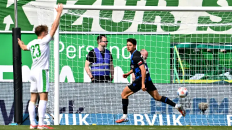 Hannover 96 gibt Stürmer an Aufstiegsrivalen Paderborn ab – 2. Liga rächt sich