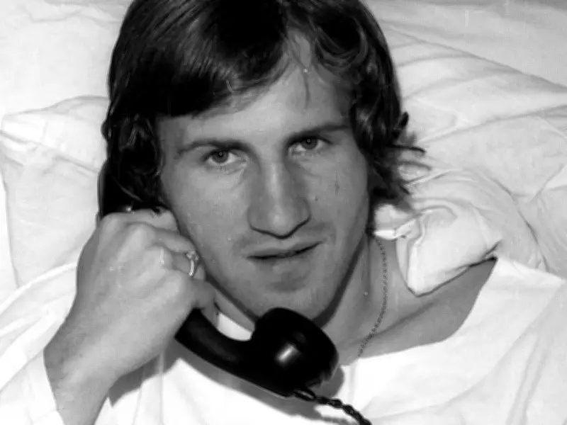 Hans 'Buffy' Ettmayer: Die unvergessene Bundesliga-Legende mit dem besonderen Körperbau