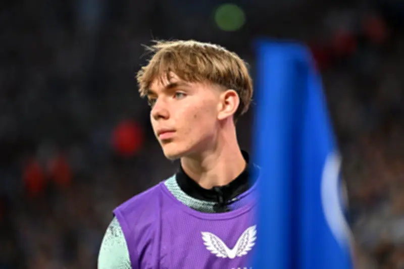 Herthas Jungstar Eichhorn vor Comeback - Gechters Einsatz in Dresden fraglich