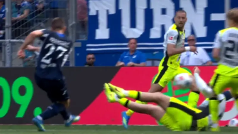 „Herzlos“ oder taktisch? Heiße Debatte um Niklas Süles umstrittene Szene beim BVB