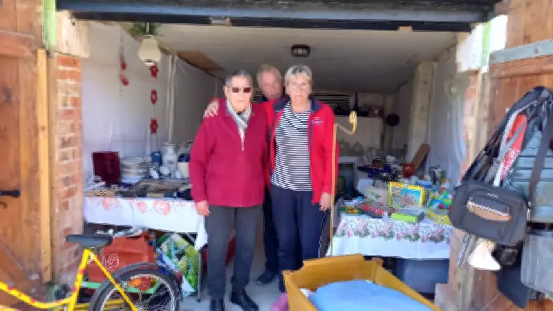 Hof in Malchin wird zum großen Flohmarkt: Drei Tage Trödelspaß