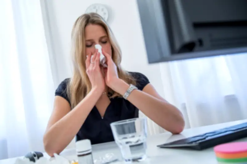 Homeoffice bei Krankheit: Wann sind Arbeitnehmer wirklich arbeitsunfähig?