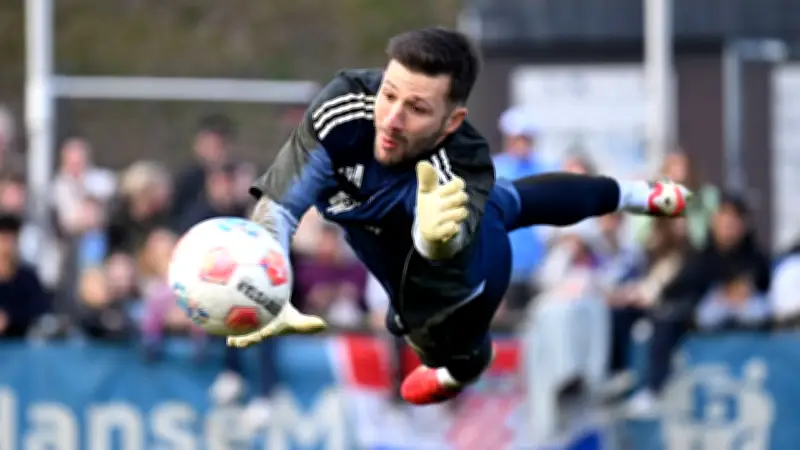 HSV-Torwart Daniel Heuer Fernandes: Warum stocken die Vertragsverhandlungen?