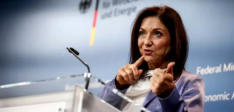 IEA warnt vor Kerosin-Engpass in Europa – Reiche sieht für Deutschland keine Knappheit