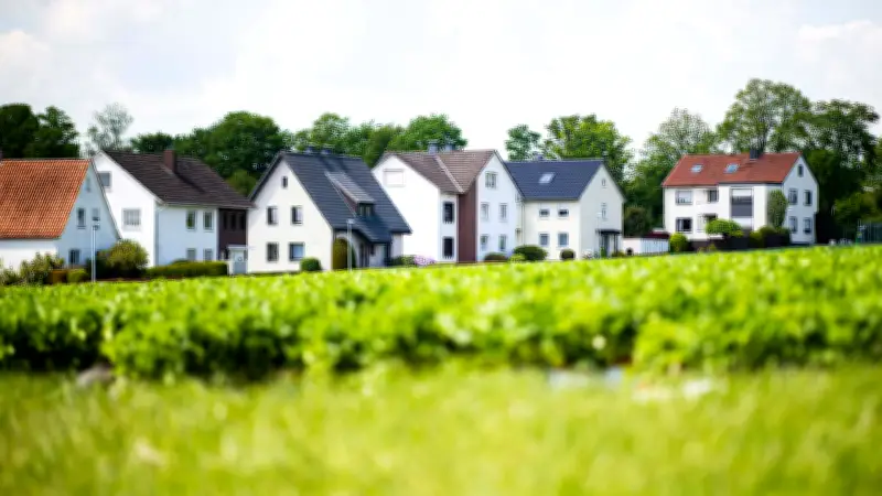 Immobilienmarkt im Wandel: Hauspreise in deutschen Metropolen sinken spürbar