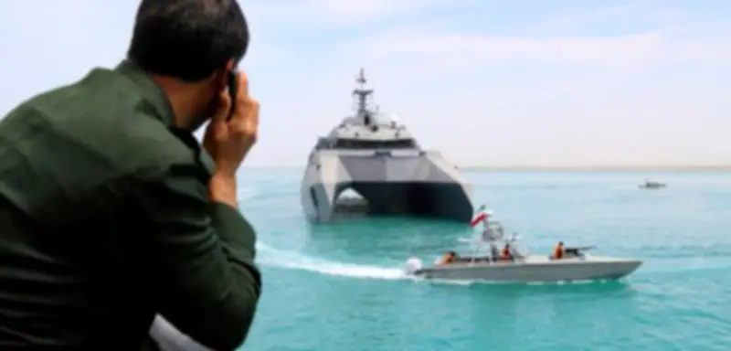 Iran hebt Blockade der Straße von Hormus auf - Ölpreise fallen deutlich