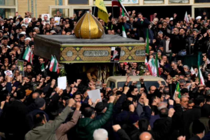 Iran-Krieg: Warum das Regime trotz Angriffen erstaunlich stabil bleibt