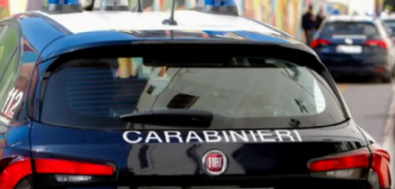 Italien: Mutmaßlicher Guru einer Waldgemeinschaft festgenommen – Kinder unter prekären Bedingungen