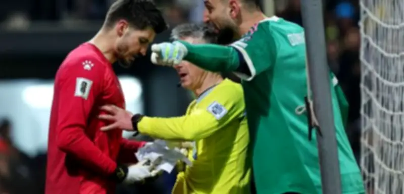 Italiens WM-Aus: Donnarumma zerknüllt Elfer-Spickzettel von bosnischem Torwart Vasilj