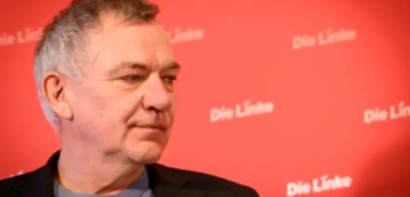 Jan van Aken tritt als Co-Vorsitzender der Linken aus gesundheitlichen Gründen zurück