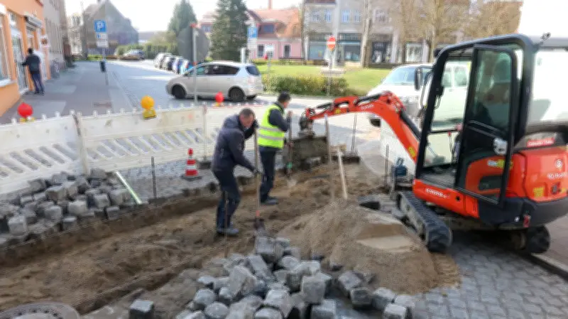 Jarmen beseitigt Nachwende-Stolperfallen: Freie Fahrt für Rollatoren am Neuen Markt